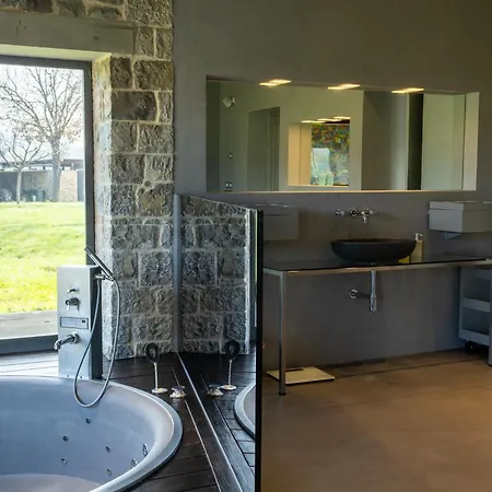 Ficola Private Luxury Estate Mugnano (Umbria)