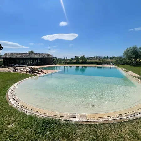 Ficola Private Luxury Estate Villa Mugnano (Umbria)