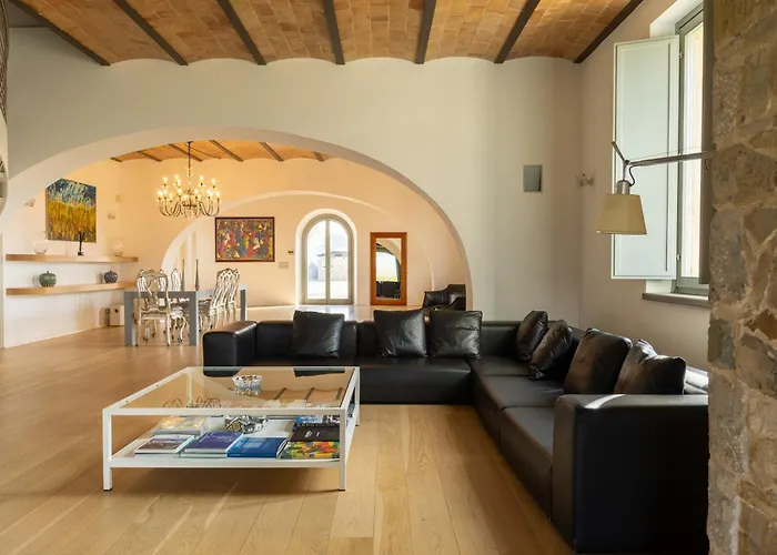 Ficola Private Luxury Estate Mugnano (Umbria)