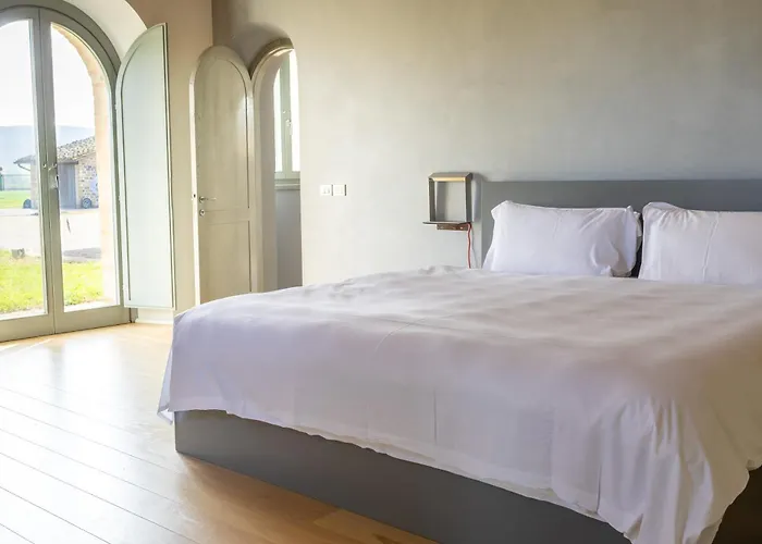 Ficola Private Luxury Estate *