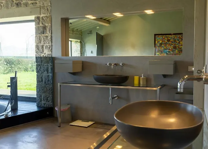 Ficola Private Luxury Estate *